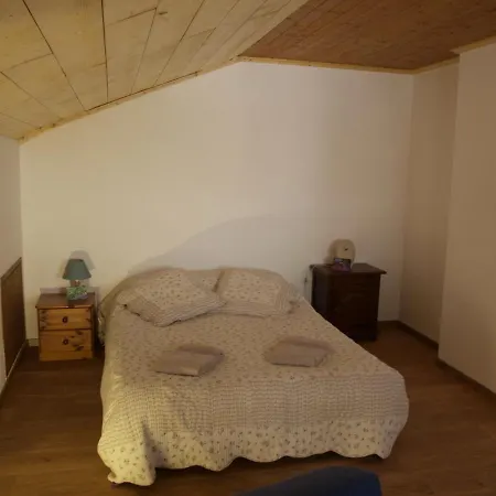 Abeille Saint Michel Bed & Breakfast *